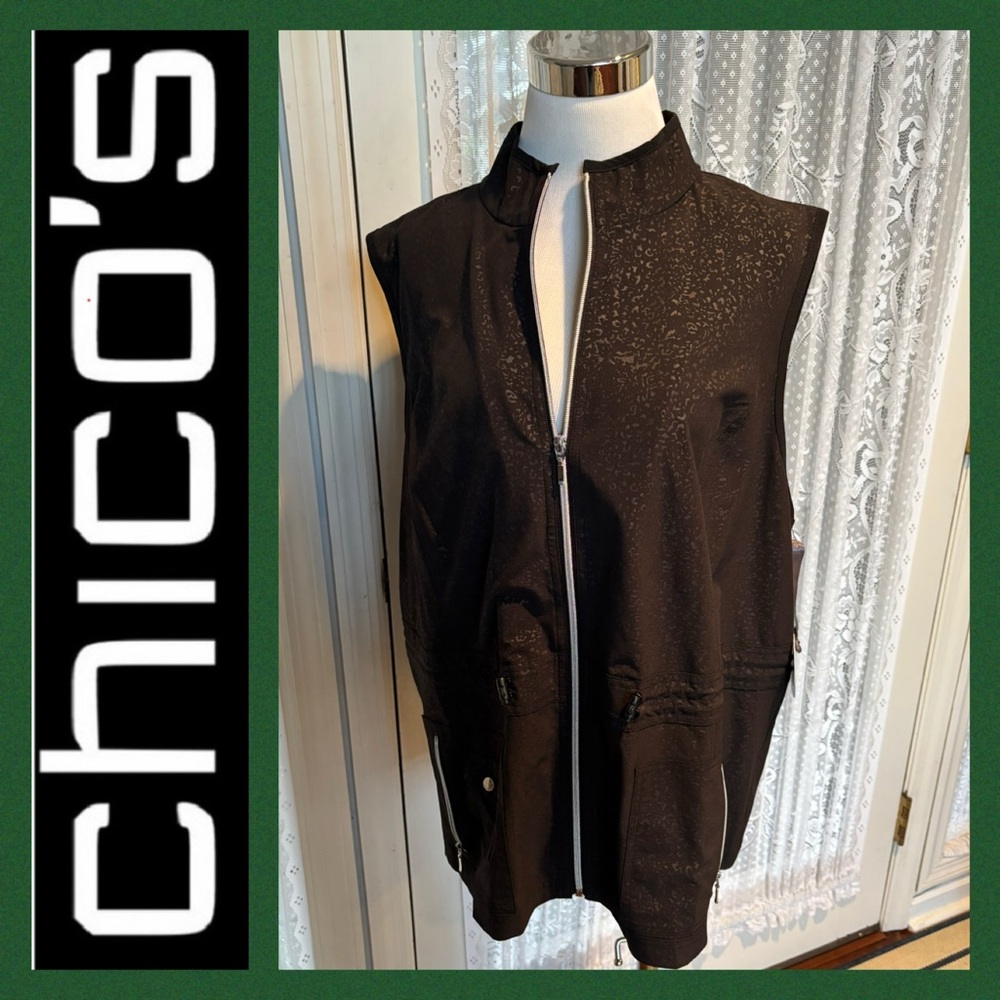 Chicos Zenergy golf vest